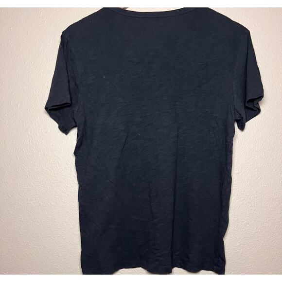 🎄 Lucky Brand x KISS “Merry KISSmas” Holiday Graphic Tee – Size S - Picture 2 of 5